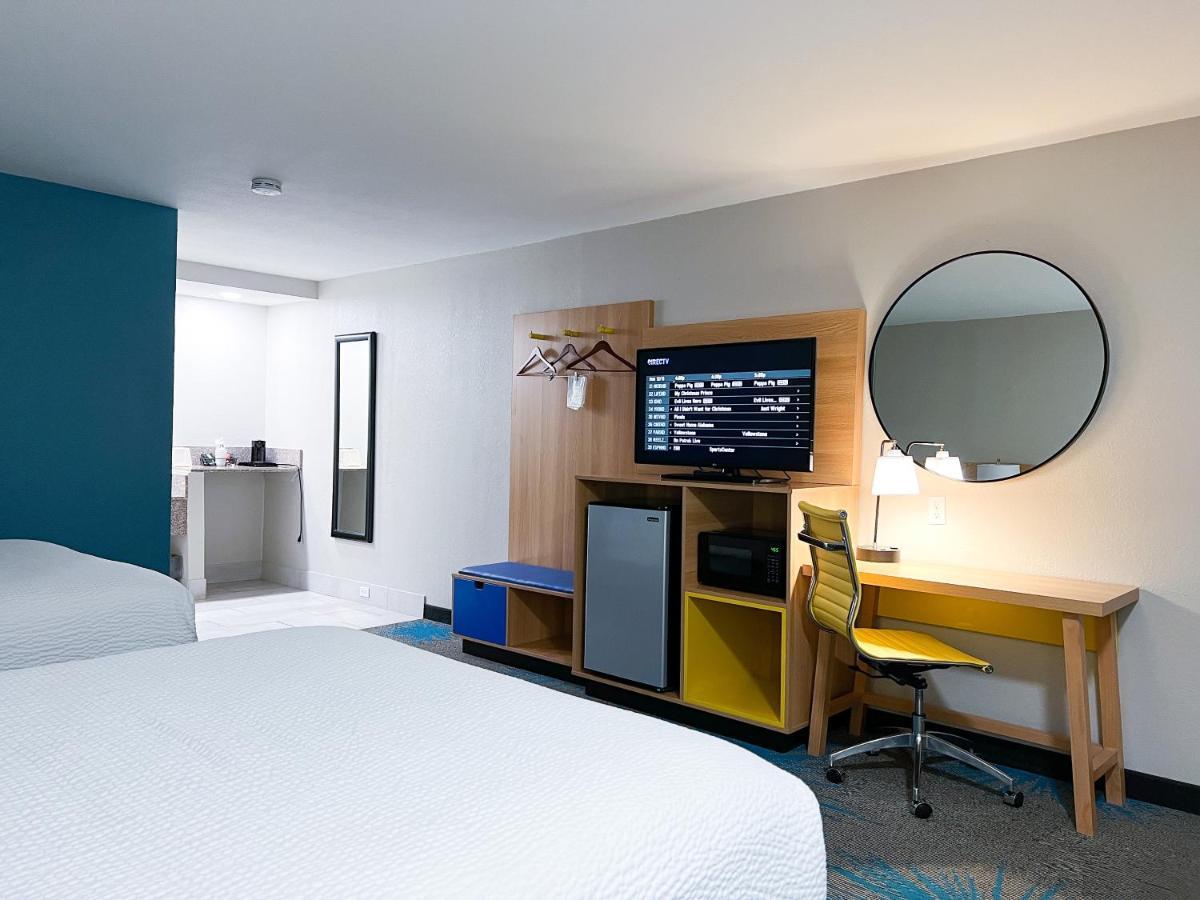 Days Inn & Suites By Wyndham Santa Rosa, Nm Esterno foto