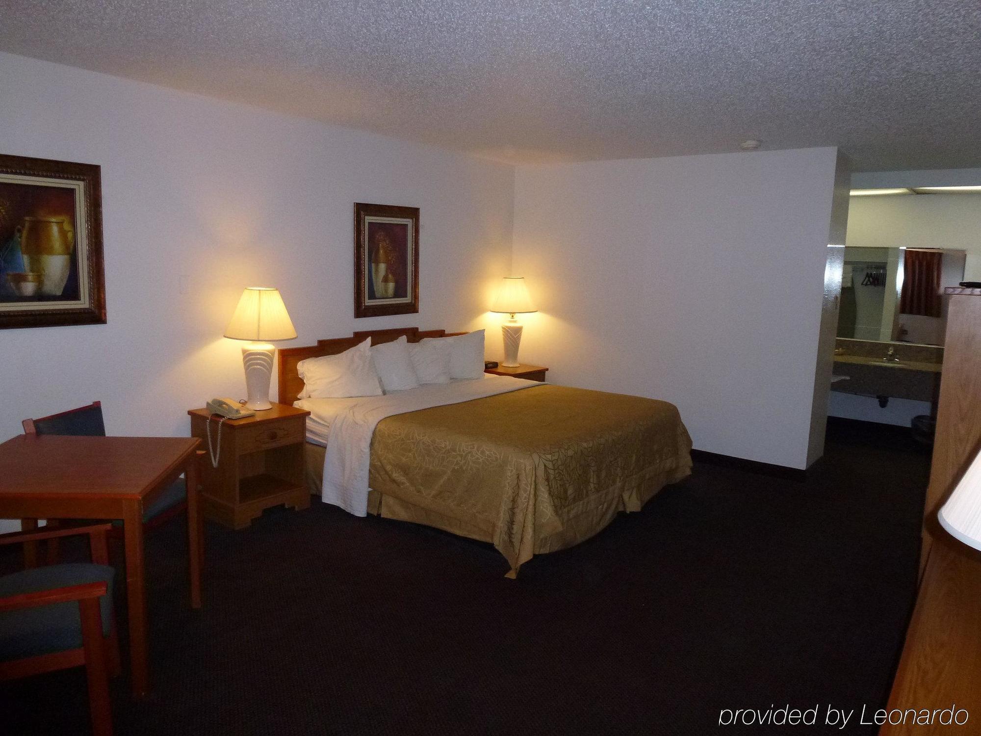 Days Inn & Suites By Wyndham Santa Rosa, Nm Esterno foto