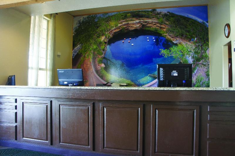Days Inn & Suites By Wyndham Santa Rosa, Nm Esterno foto